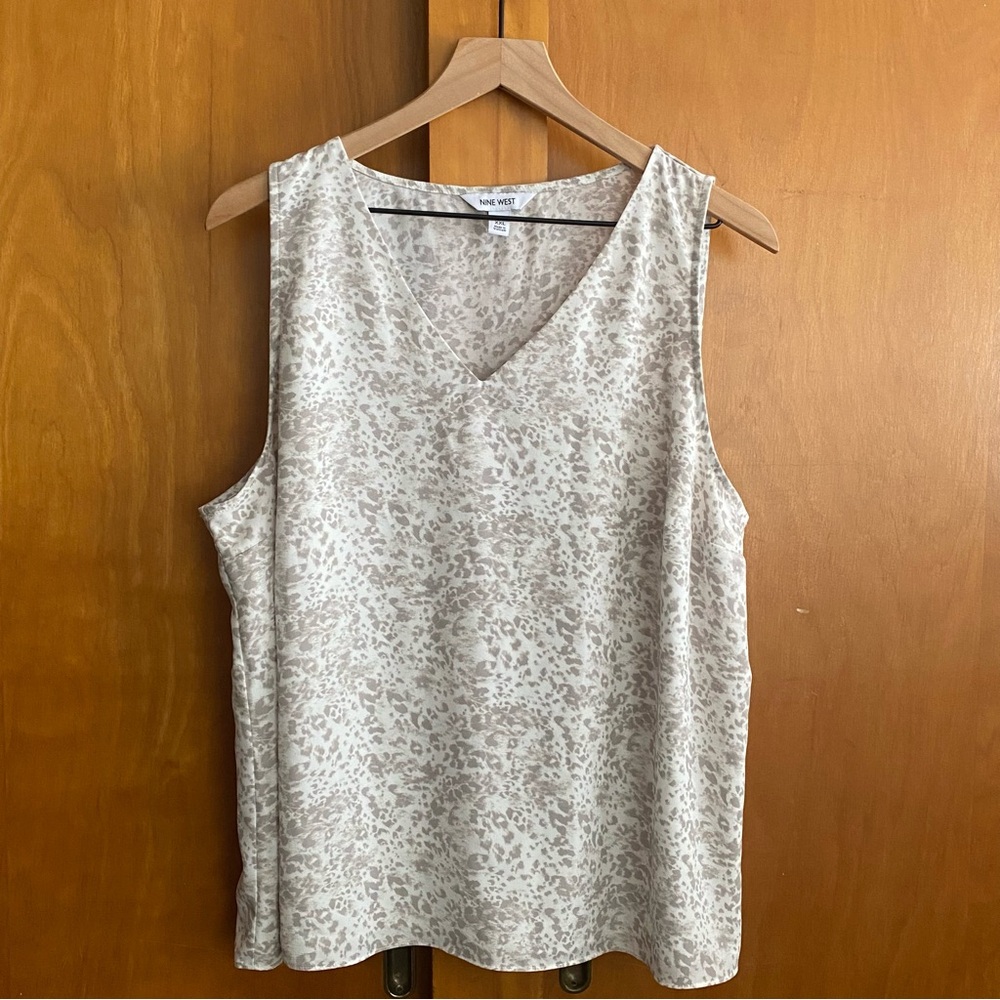 Nine West Cream Gray Vneck Animal Print Sleeveless Tank Top XXL